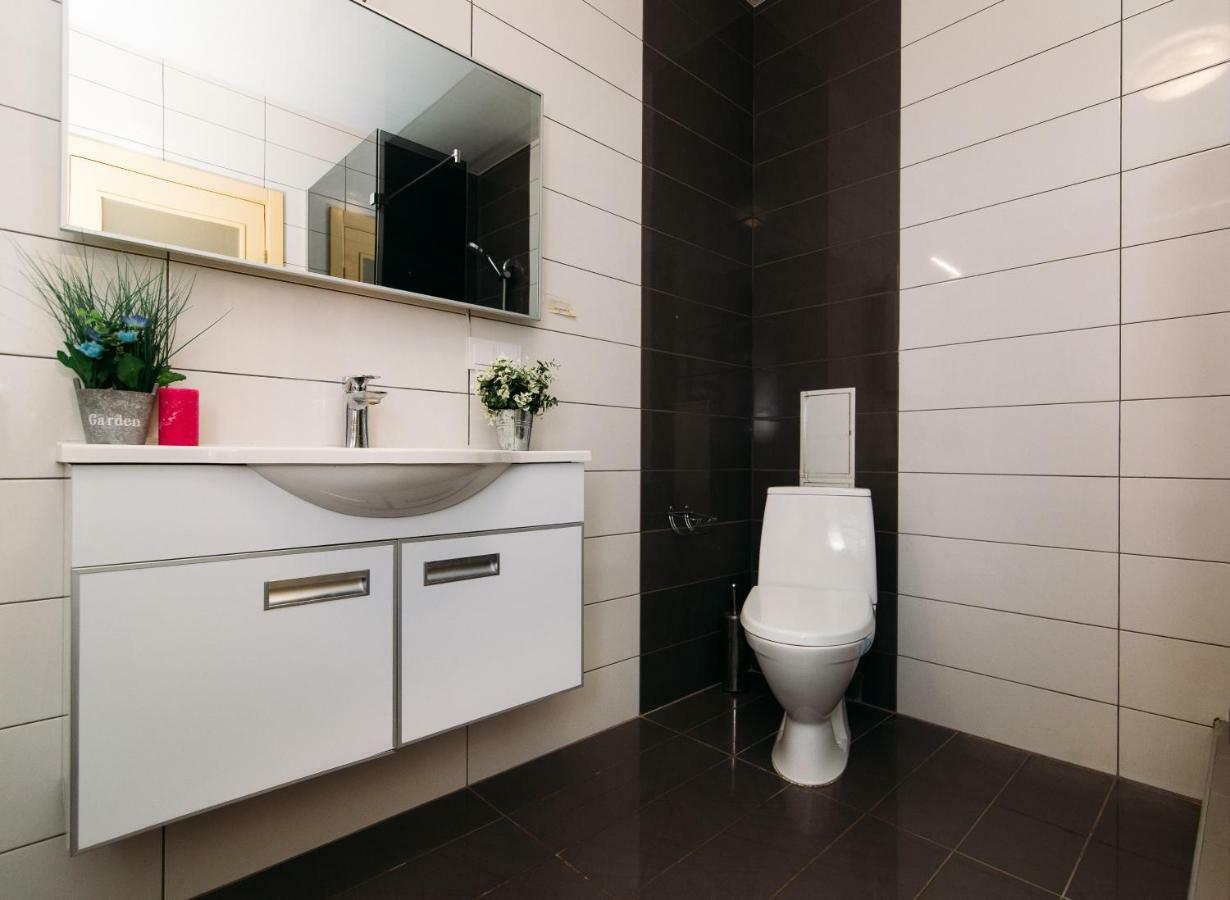 Luxury Studio Apart-Hotel In Centre 2 Room Sumy Exteriör bild